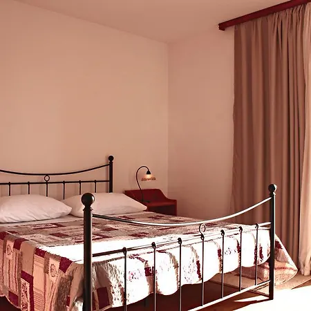 Private Nela Guest house